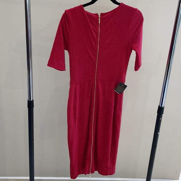 NWT BEBE VNECK MIDI DRESS! - Picture 2 of 5